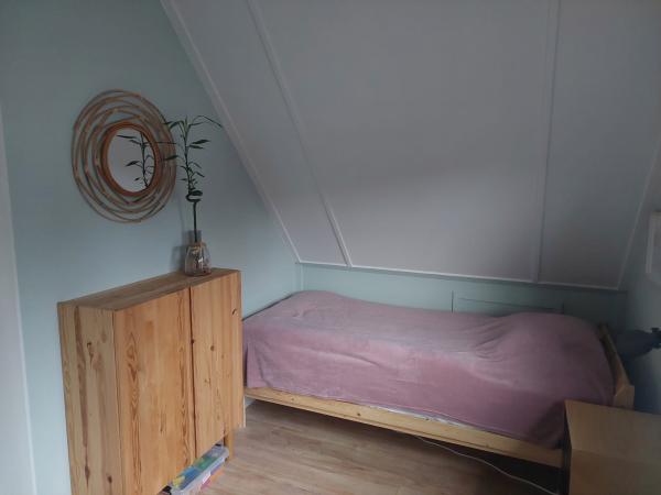 small bedroom